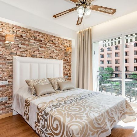 New 1 Bedroom Apartement On The Sea In Marbella. Екстериор снимка