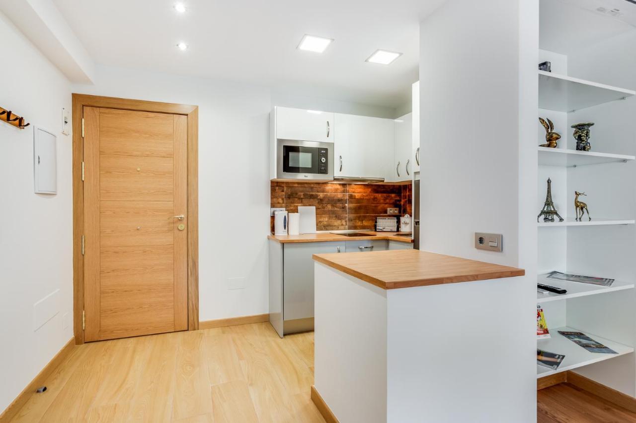 New 1 Bedroom Apartement On The Sea In Marbella. Екстериор снимка
